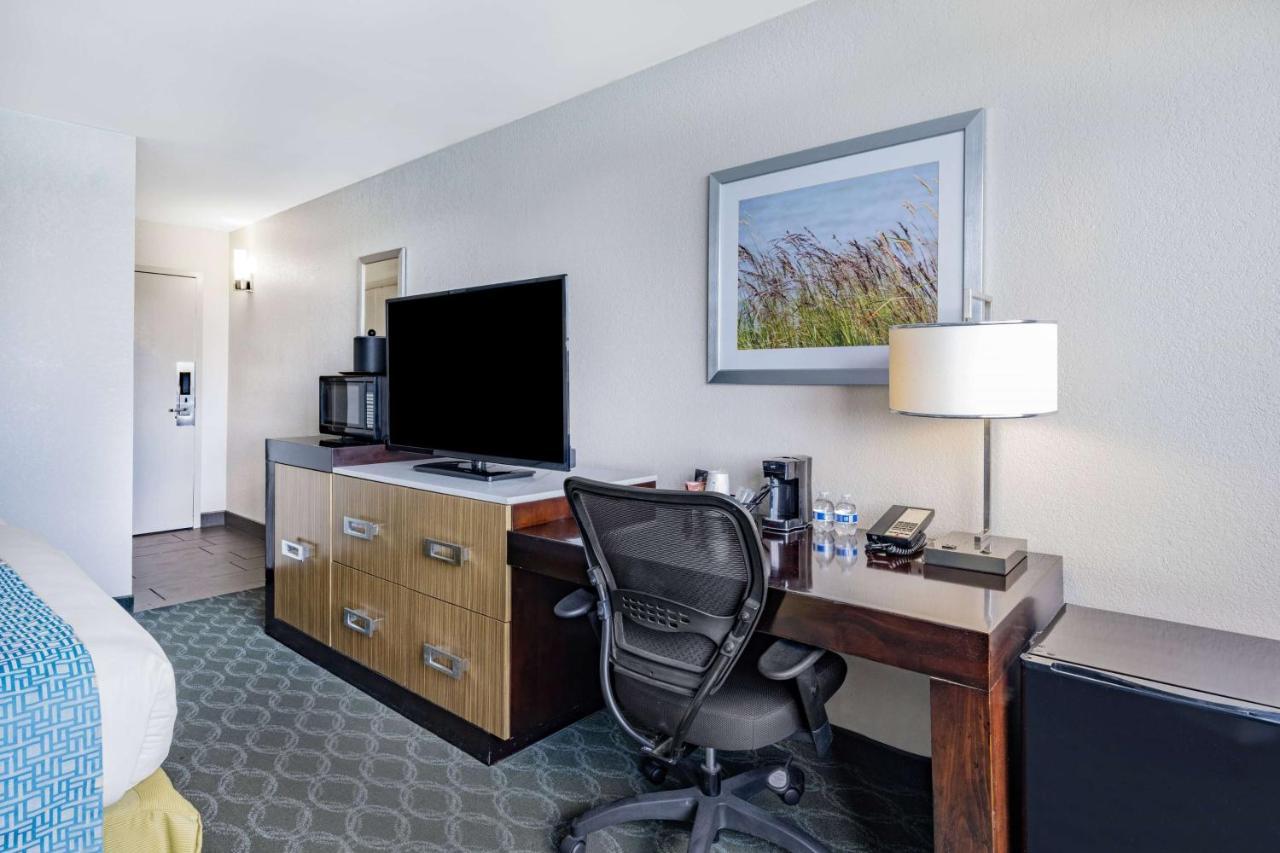Wyndham Garden Kenosha Harborside Hotel Kültér fotó