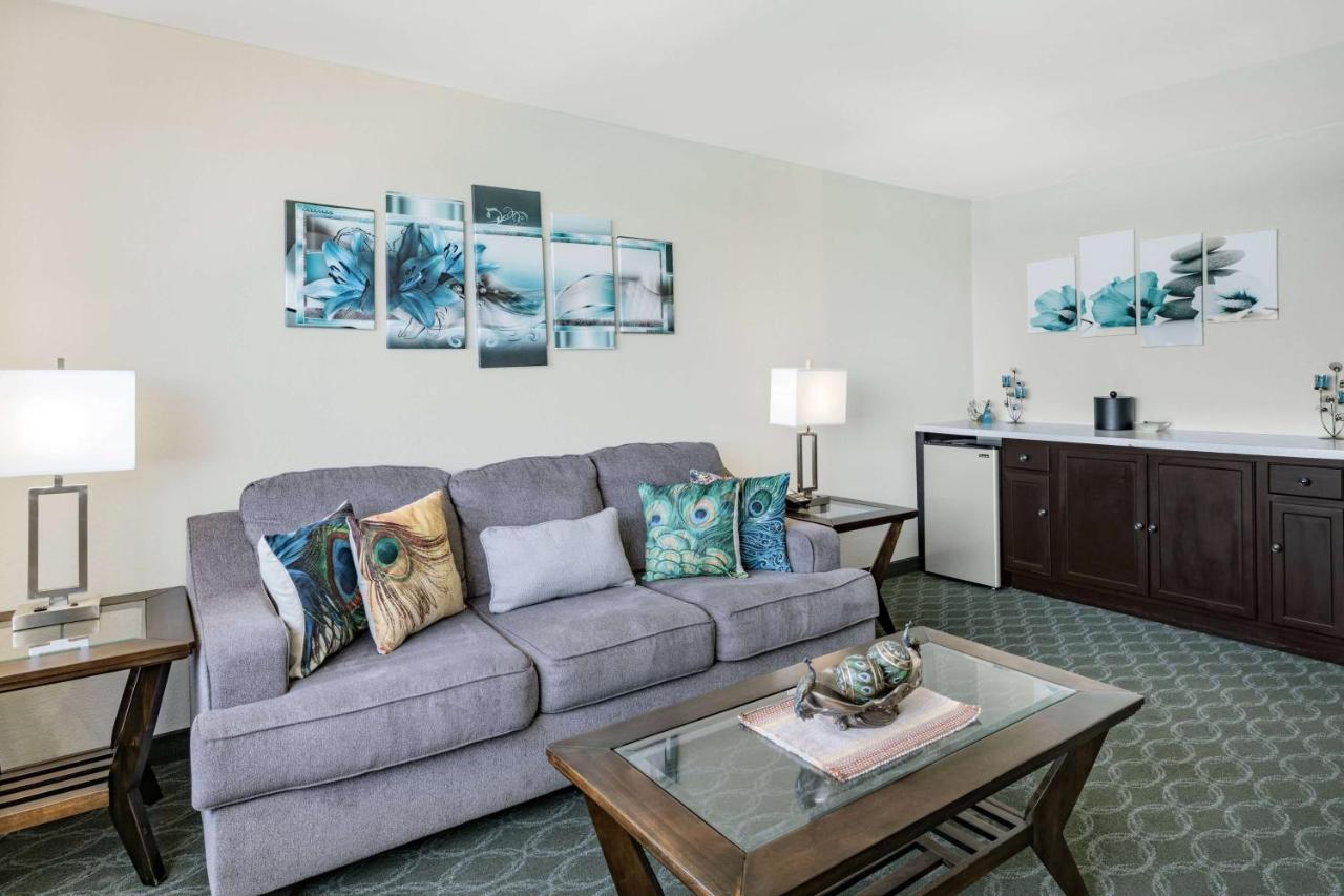 Wyndham Garden Kenosha Harborside Hotel Kültér fotó