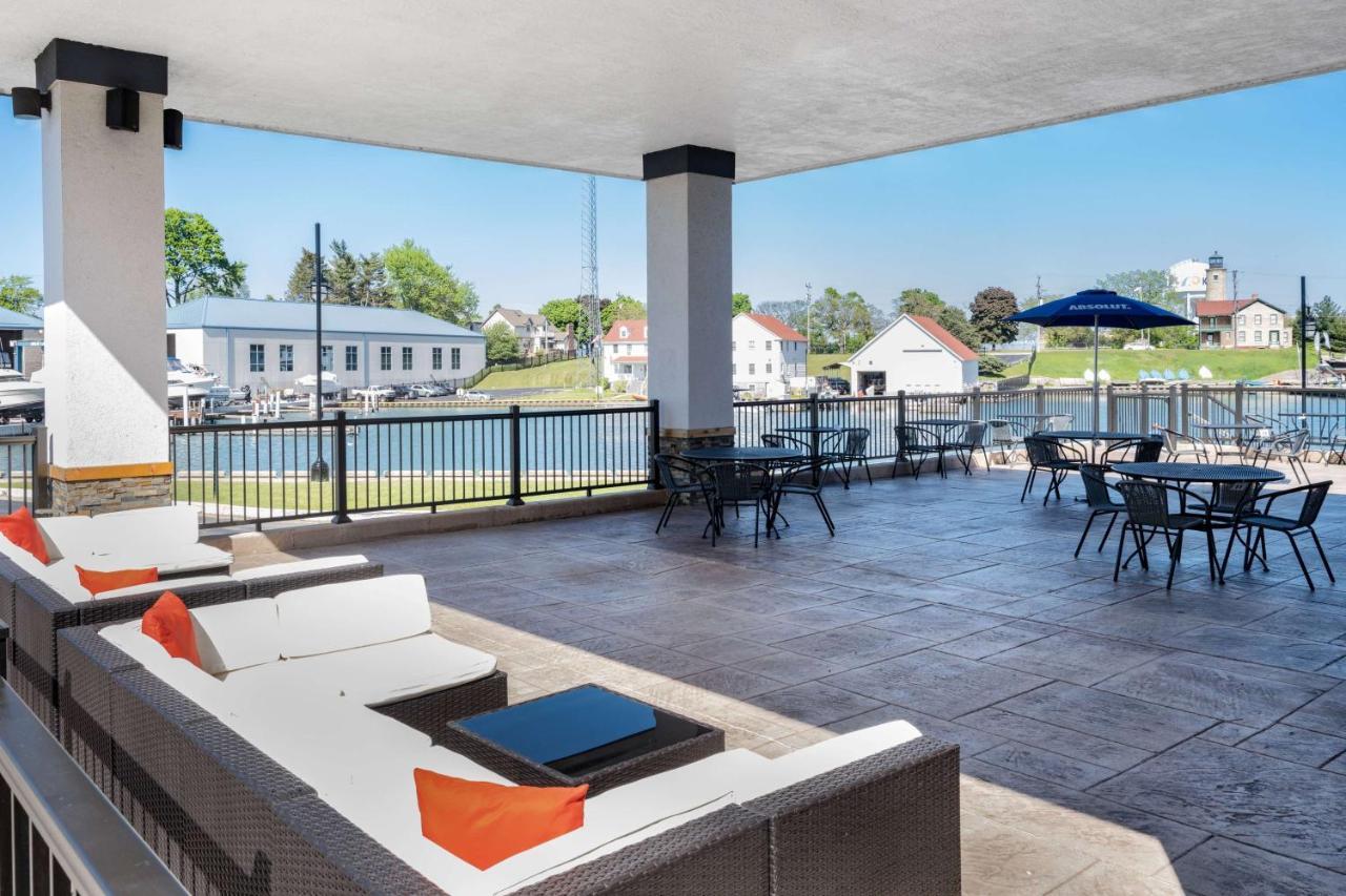 Wyndham Garden Kenosha Harborside Hotel Kültér fotó
