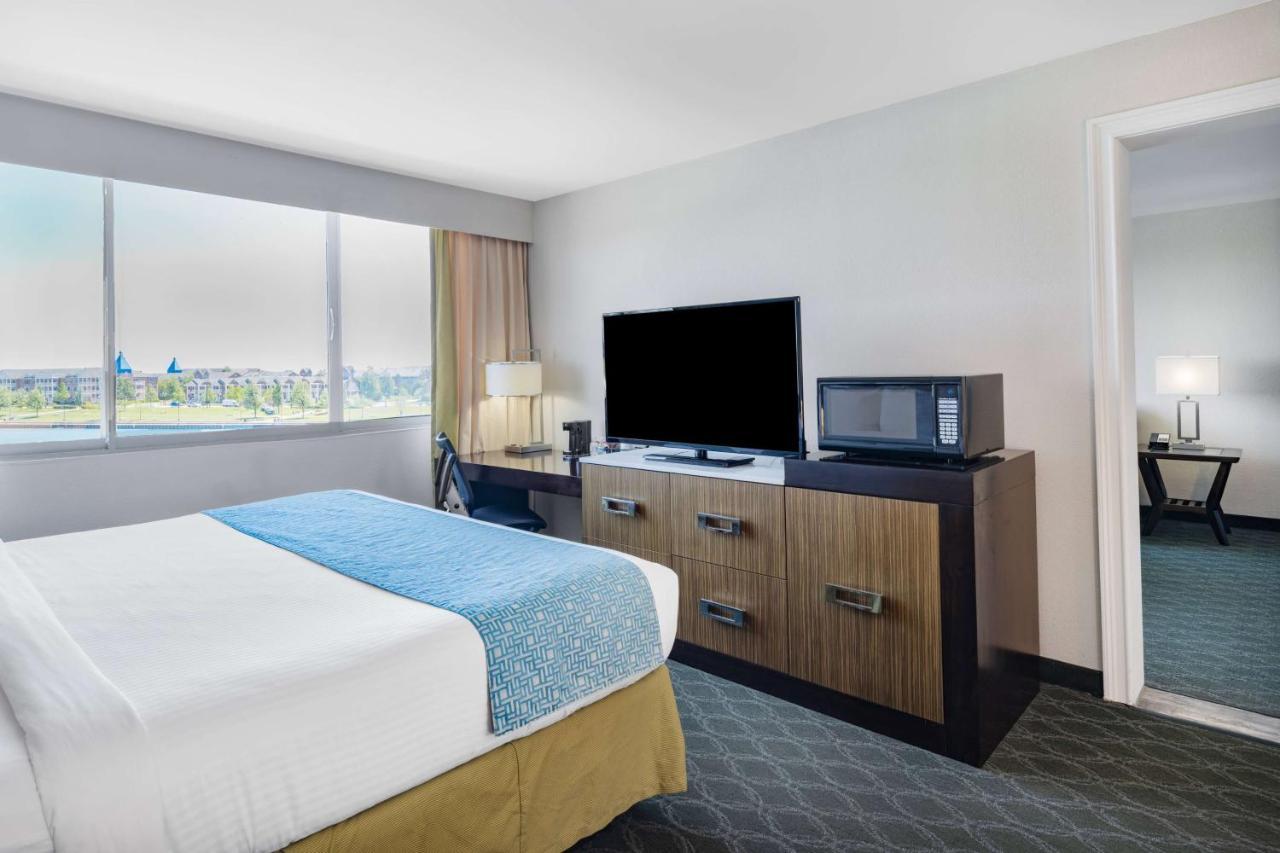 Wyndham Garden Kenosha Harborside Hotel Kültér fotó