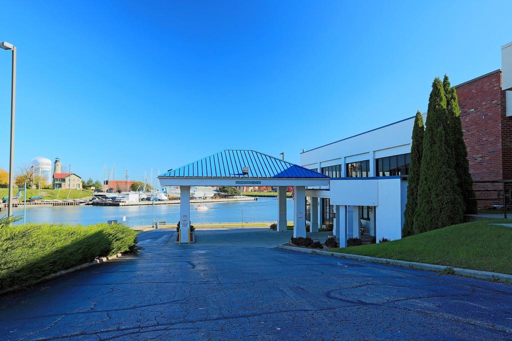 Wyndham Garden Kenosha Harborside Hotel Kültér fotó