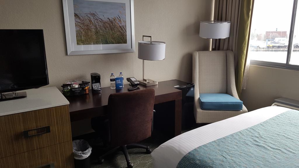 Wyndham Garden Kenosha Harborside Hotel Kültér fotó